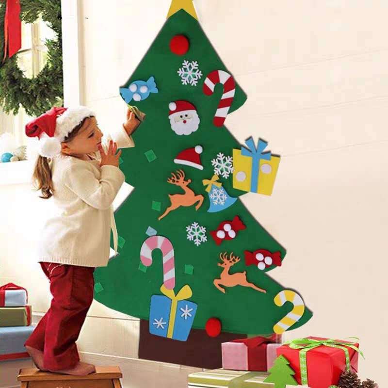 DIY Felt Christmas Tree for Kids